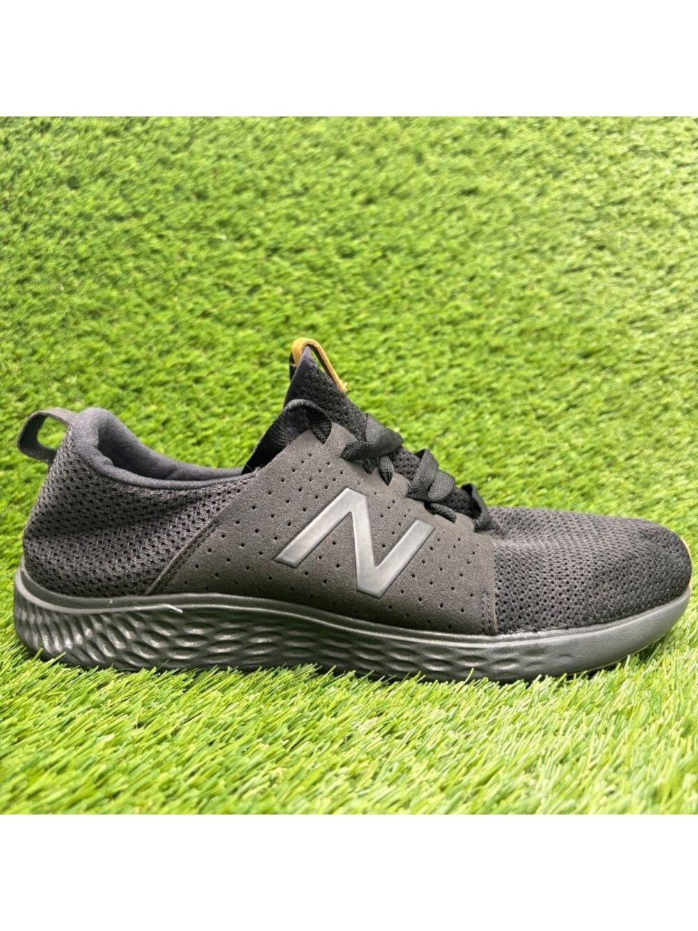 New Balance Fresh Foam Arishi NXT Mens Size 10.5 4E Black Running Shoes Sneakers